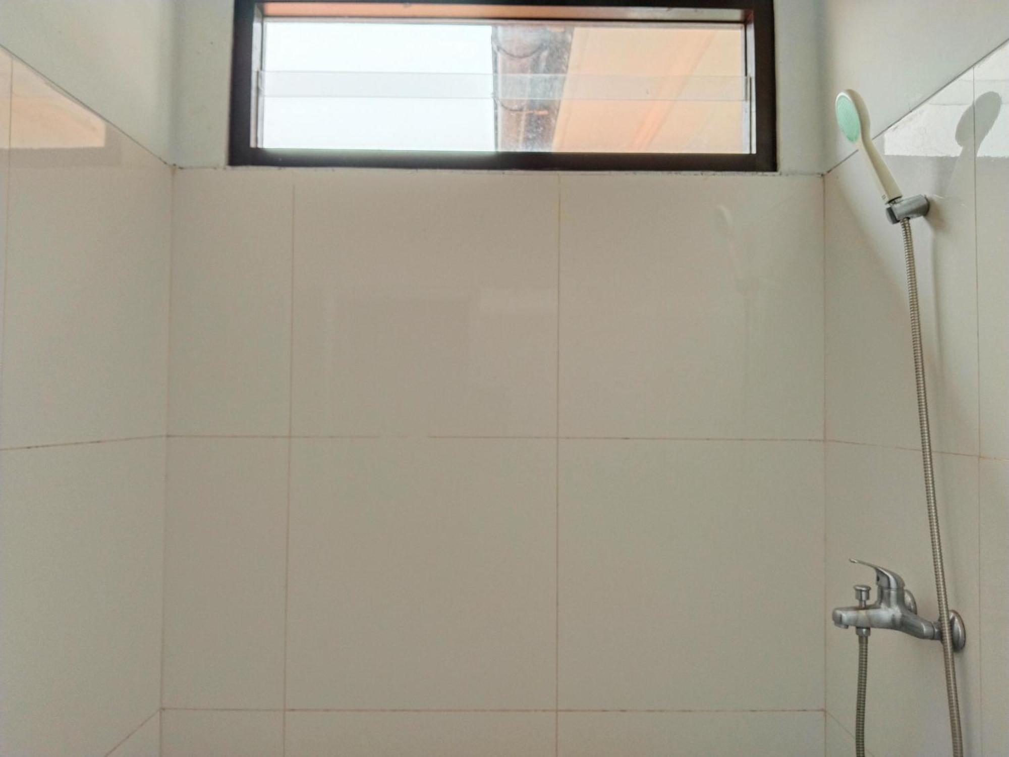Dejati House Hotel เบกาซิ ภายนอก รูปภาพ